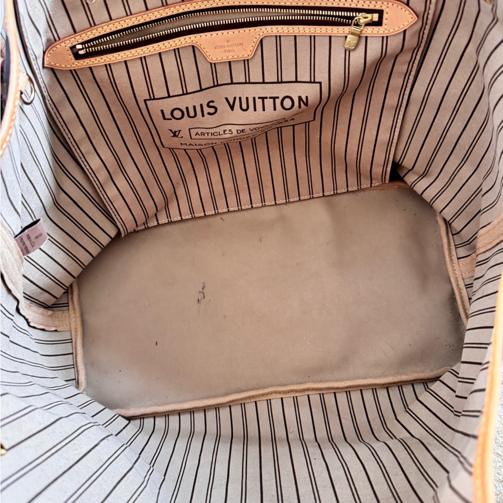 Authentic Louis Vuitton Neverfull GM - Picture 10 of 10